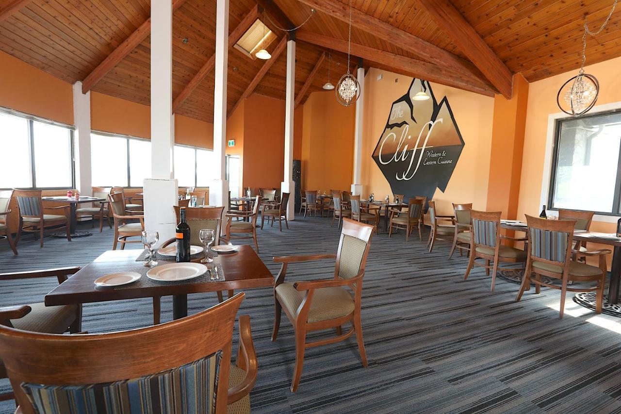 Hotel Clarion Pointe Medicine Hat Exteriér fotografie