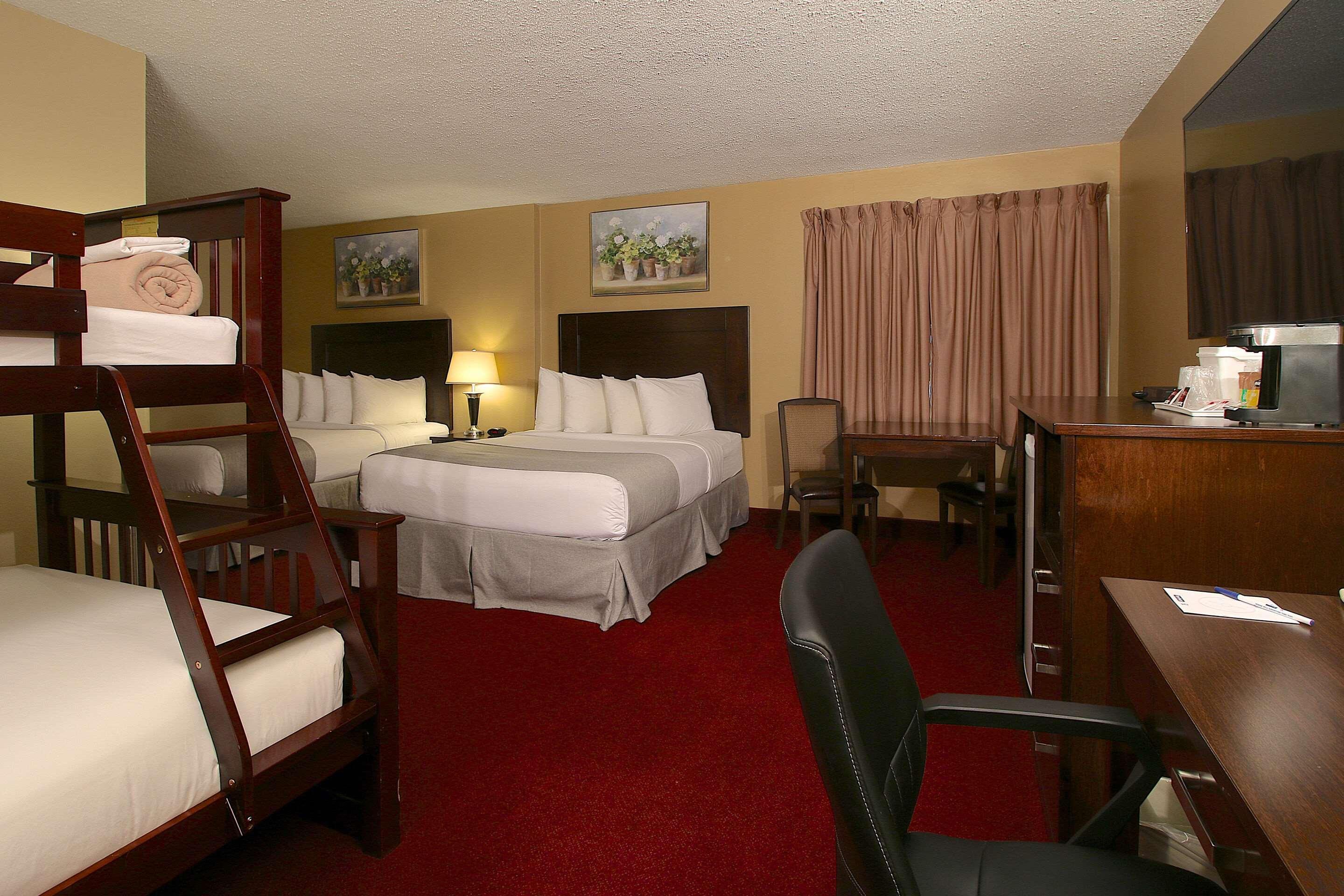 Hotel Clarion Pointe Medicine Hat Exteriér fotografie