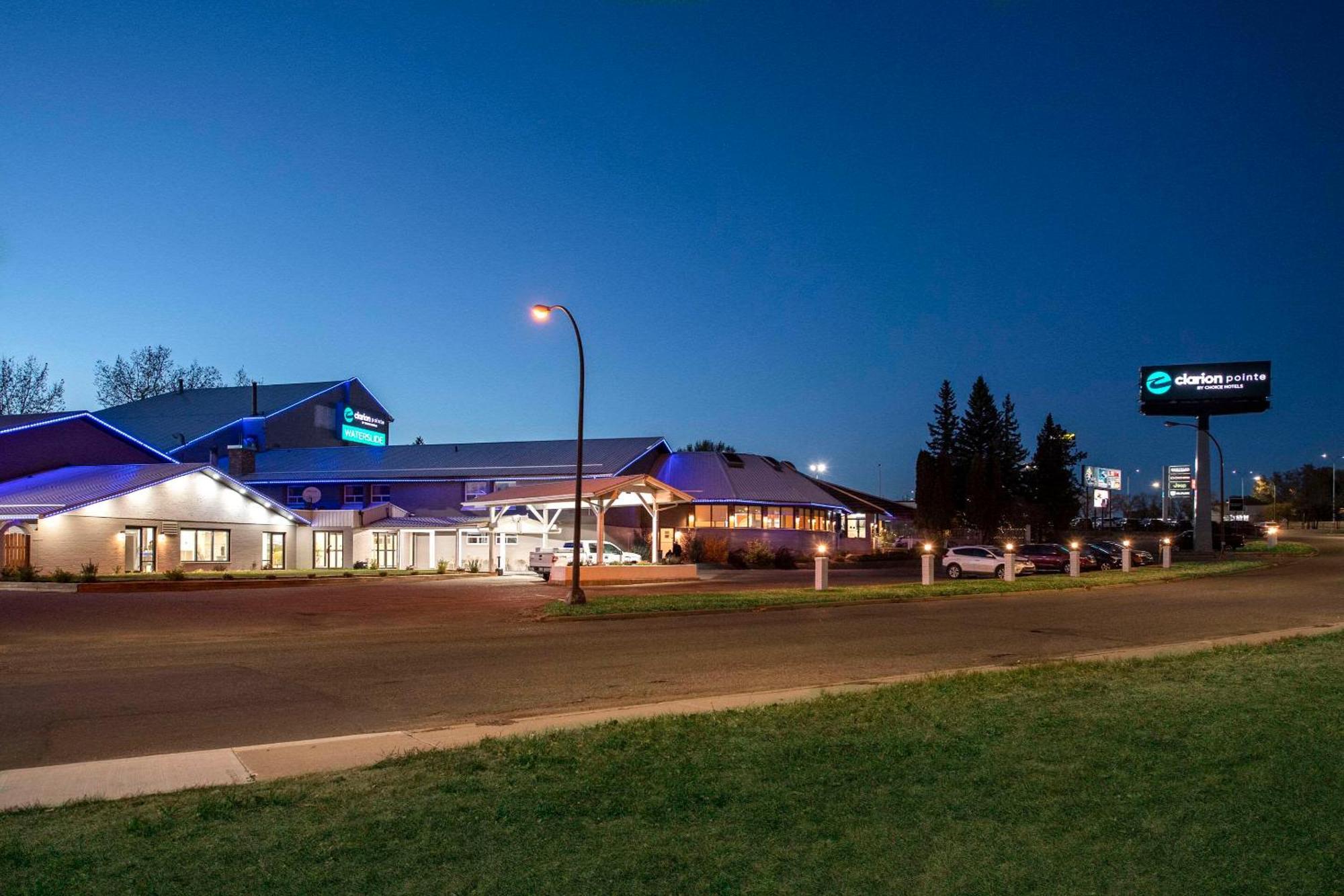 Hotel Clarion Pointe Medicine Hat Exteriér fotografie
